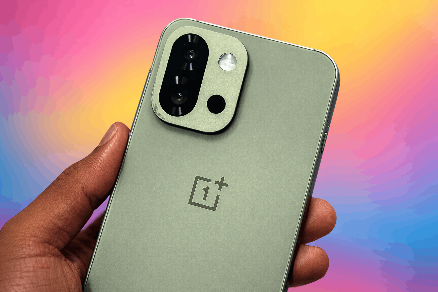OnePlus 15T leak showing 1.5K 165Hz display Snapdragon 8 Elite Gen 5 upcoming OnePlus smartphone