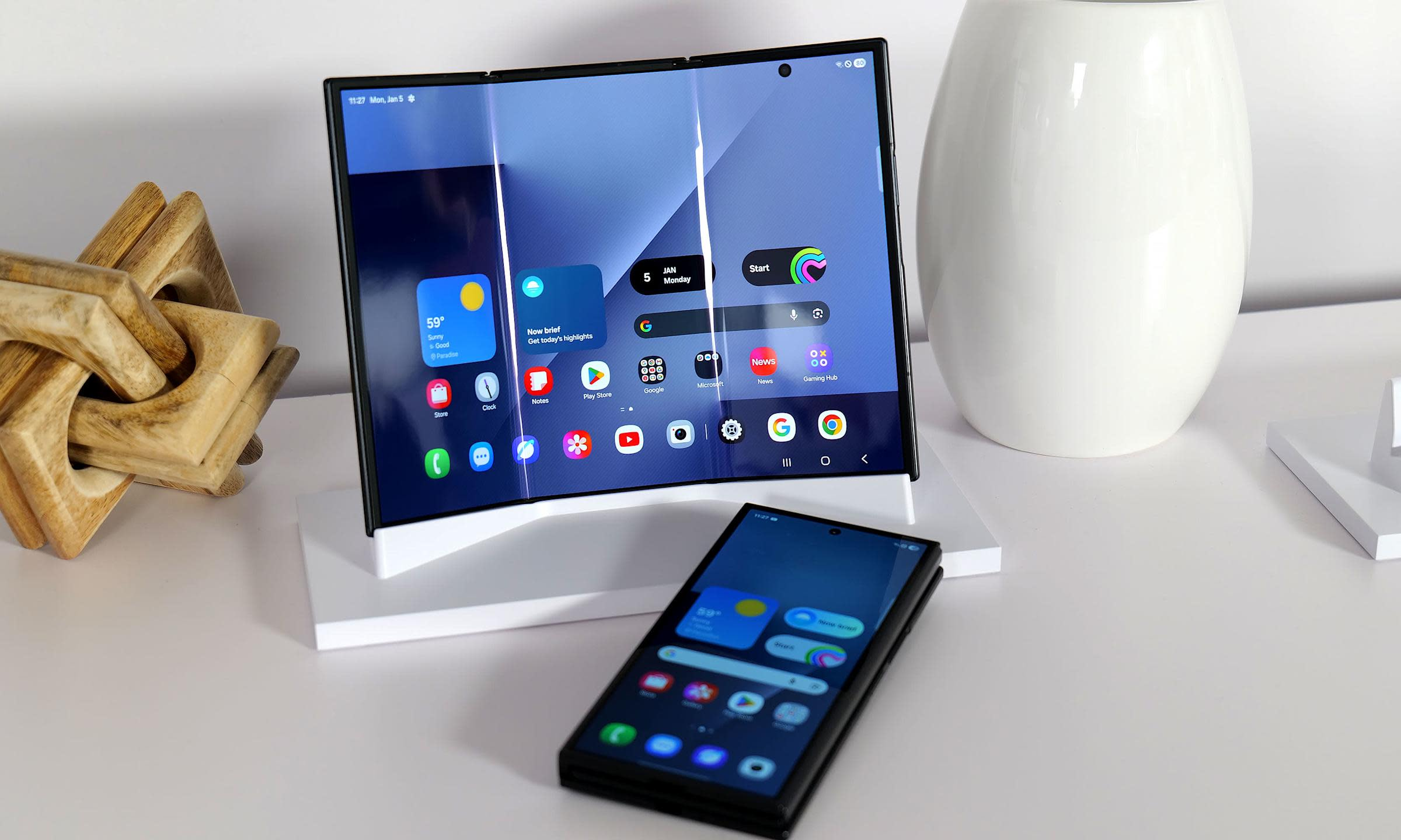 Samsung Tri Fold Phone Display Issue